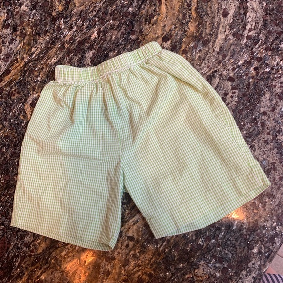 Green gingham shorts EUC - Picture 1 of 2
